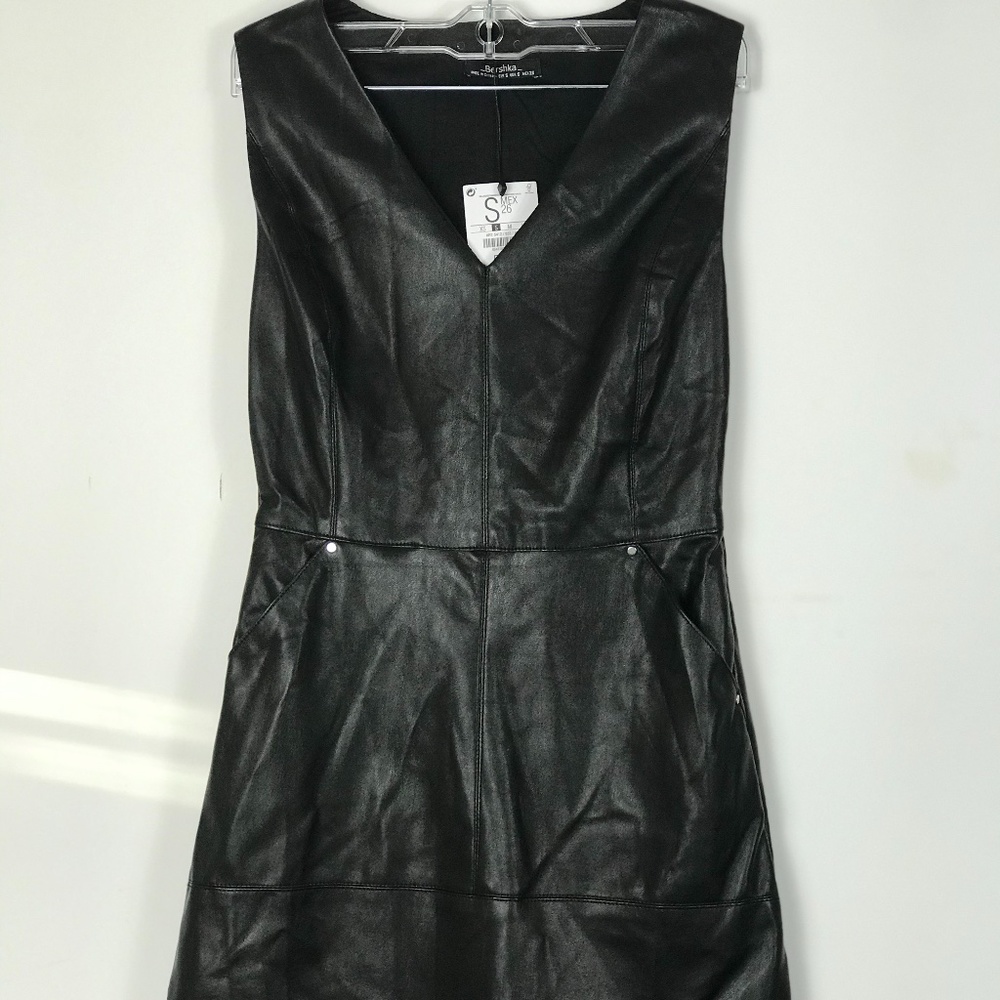 Bershka Leather $20 New!! Bershka Leather $20 New!!